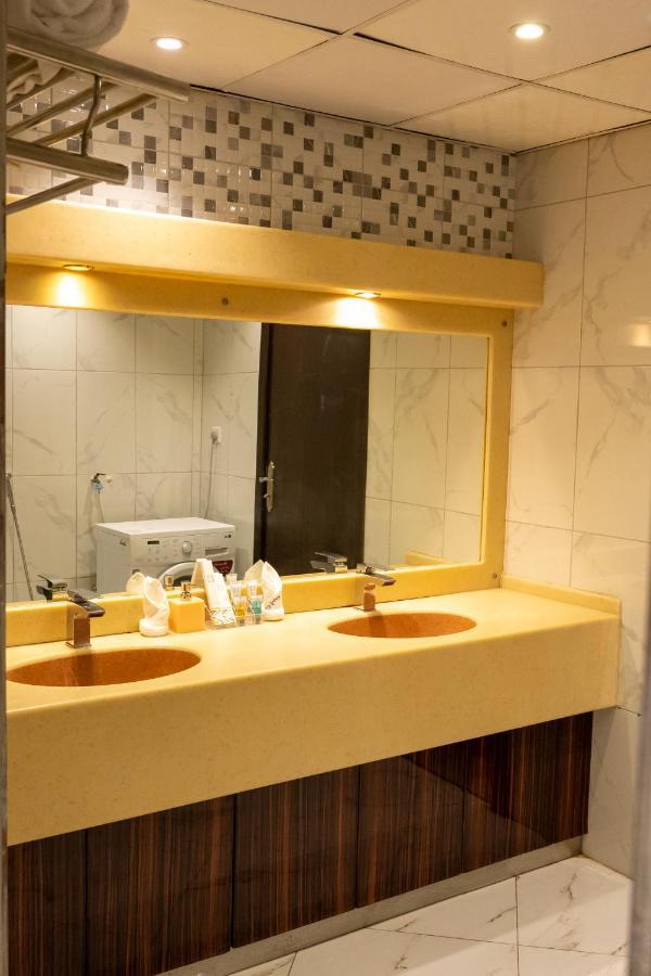 Elite Al Hamra - Al Cornich Aparthotel Джеда Екстериор снимка